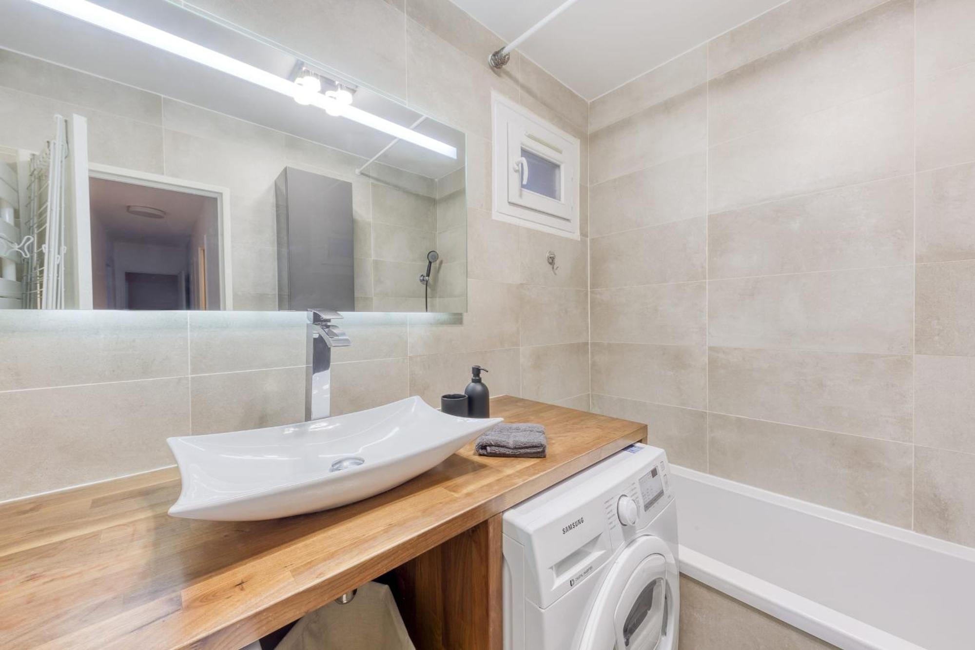 Grand Appartement Spacieux - Proche Paris Sevres Luaran gambar