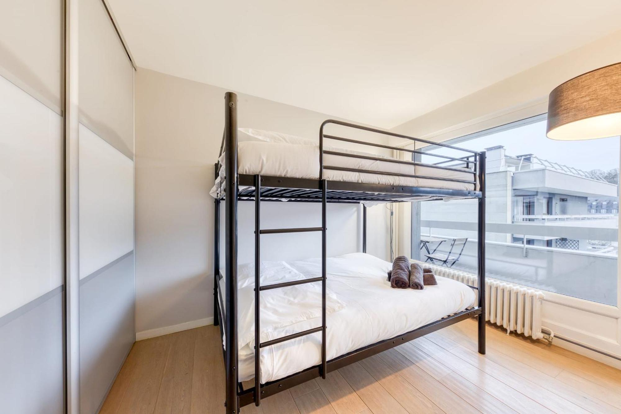 Grand Appartement Spacieux - Proche Paris Sevres Luaran gambar